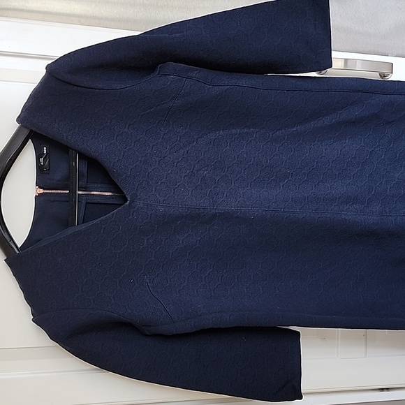 Club Monaco mini knit dress - Picture 3 of 6